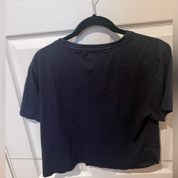 Tommy Cropped T-Shirt - Picture 2 of 3